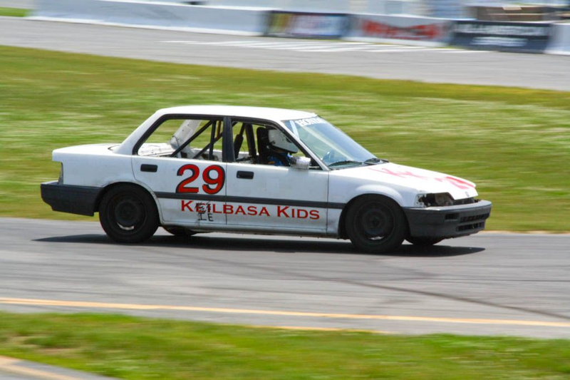 Illustration for article titled The 24 Hours Of LeMons New England 2009 Über Gallery, Part 2